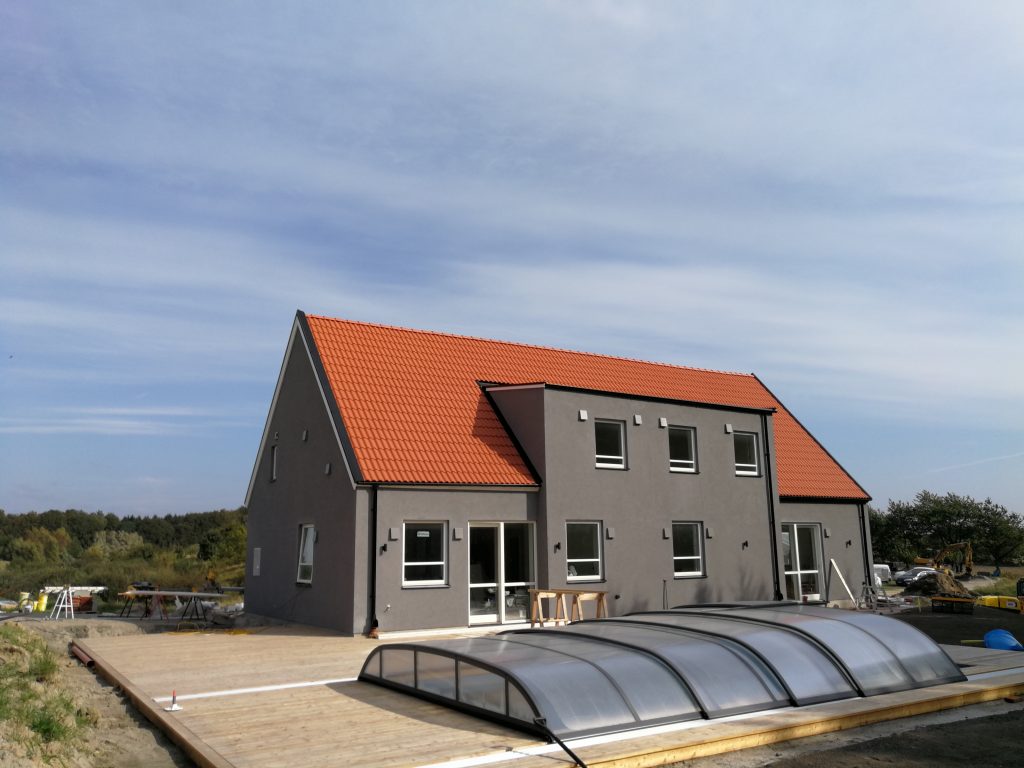 Tvåfamiljshus i Skåne med decentraliserad ventilation från Energy Building